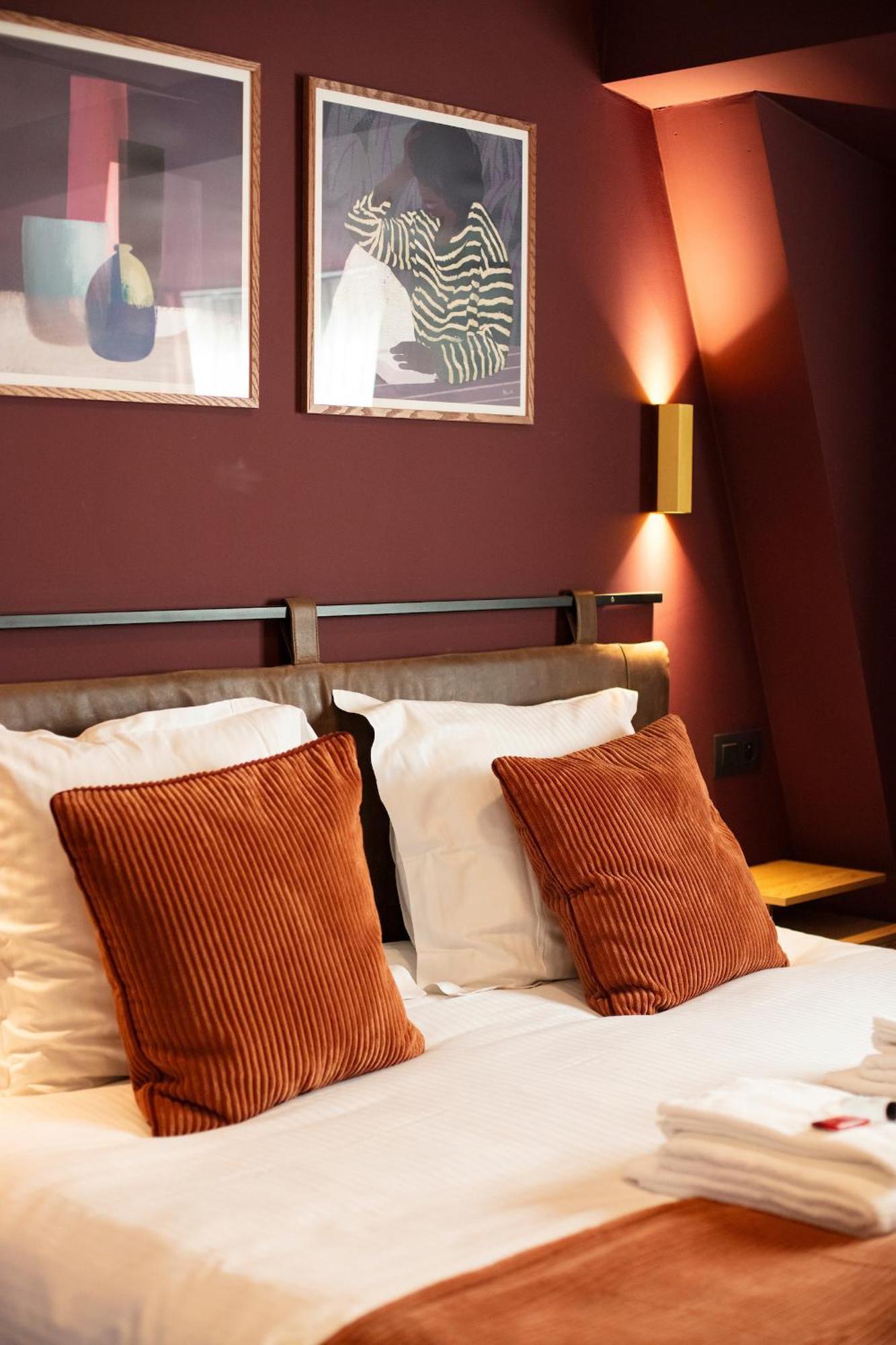 Gillis Eight By Romy&Travis Hotel บรูจส์ ภายนอก รูปภาพ