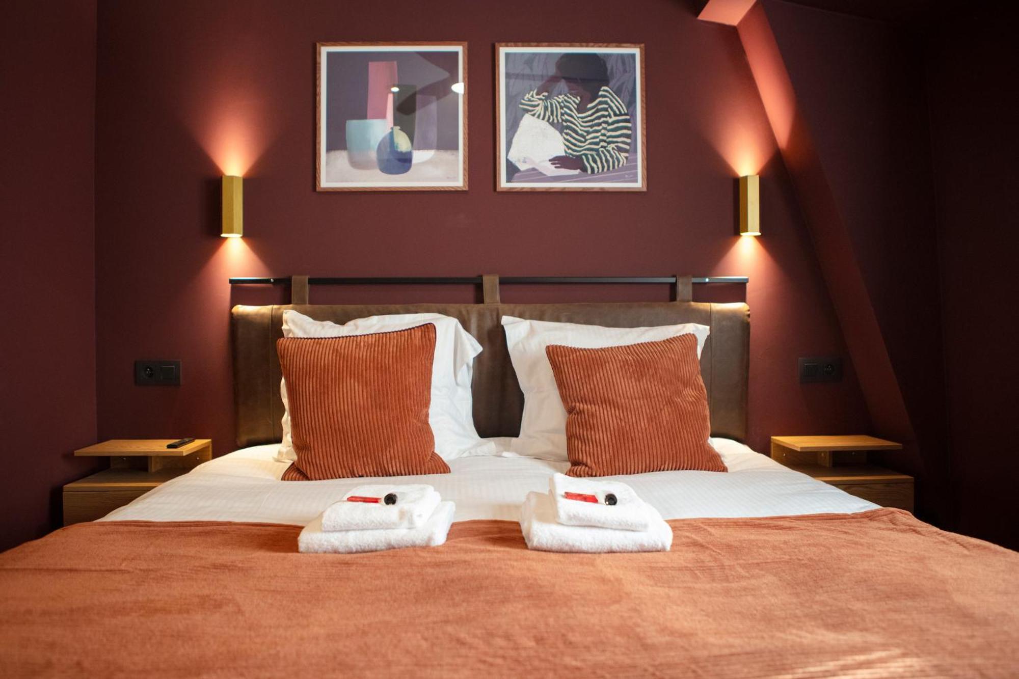 Gillis Eight By Romy&Travis Hotel บรูจส์ ภายนอก รูปภาพ