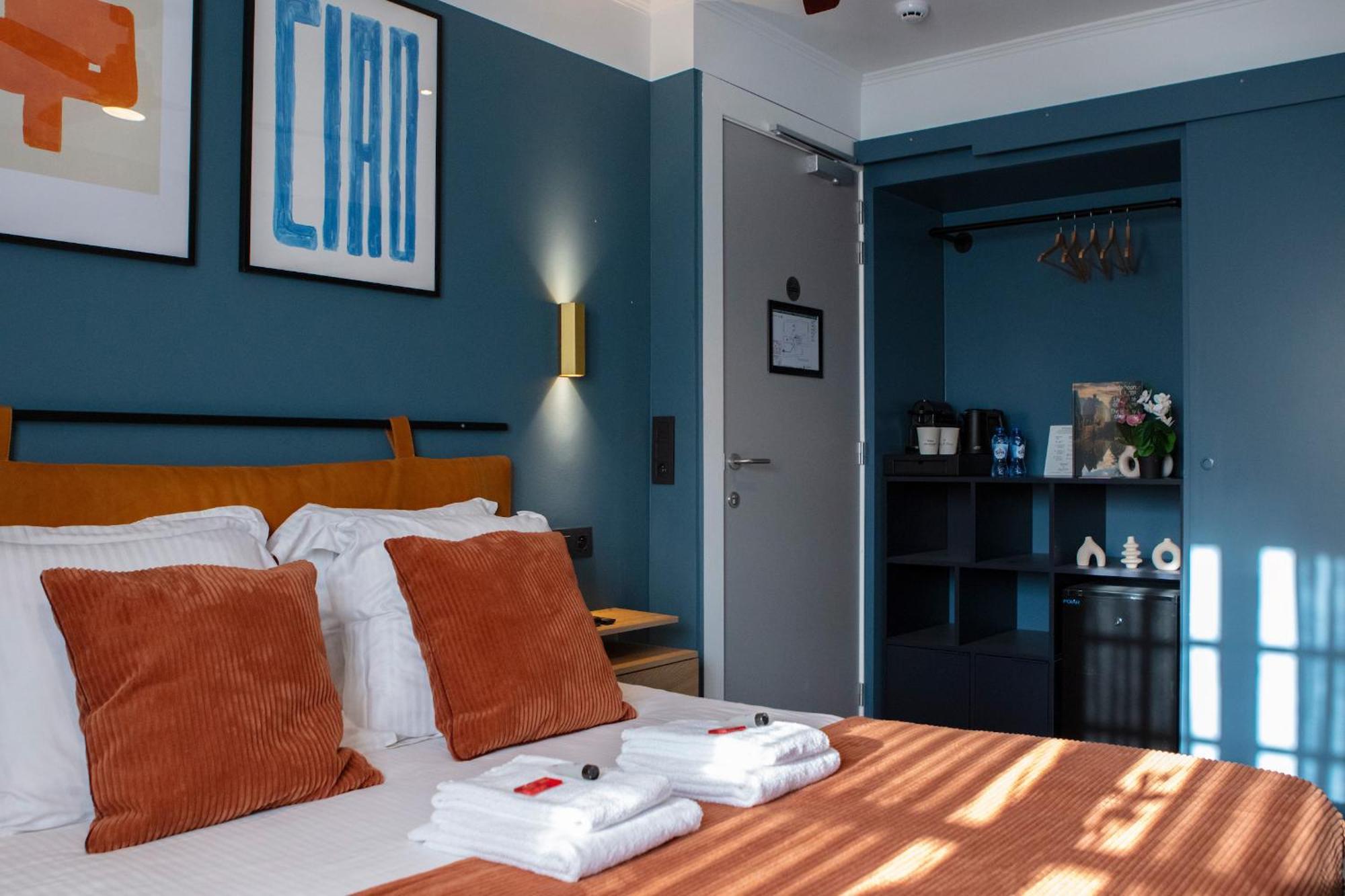 Gillis Eight By Romy&Travis Hotel บรูจส์ ภายนอก รูปภาพ