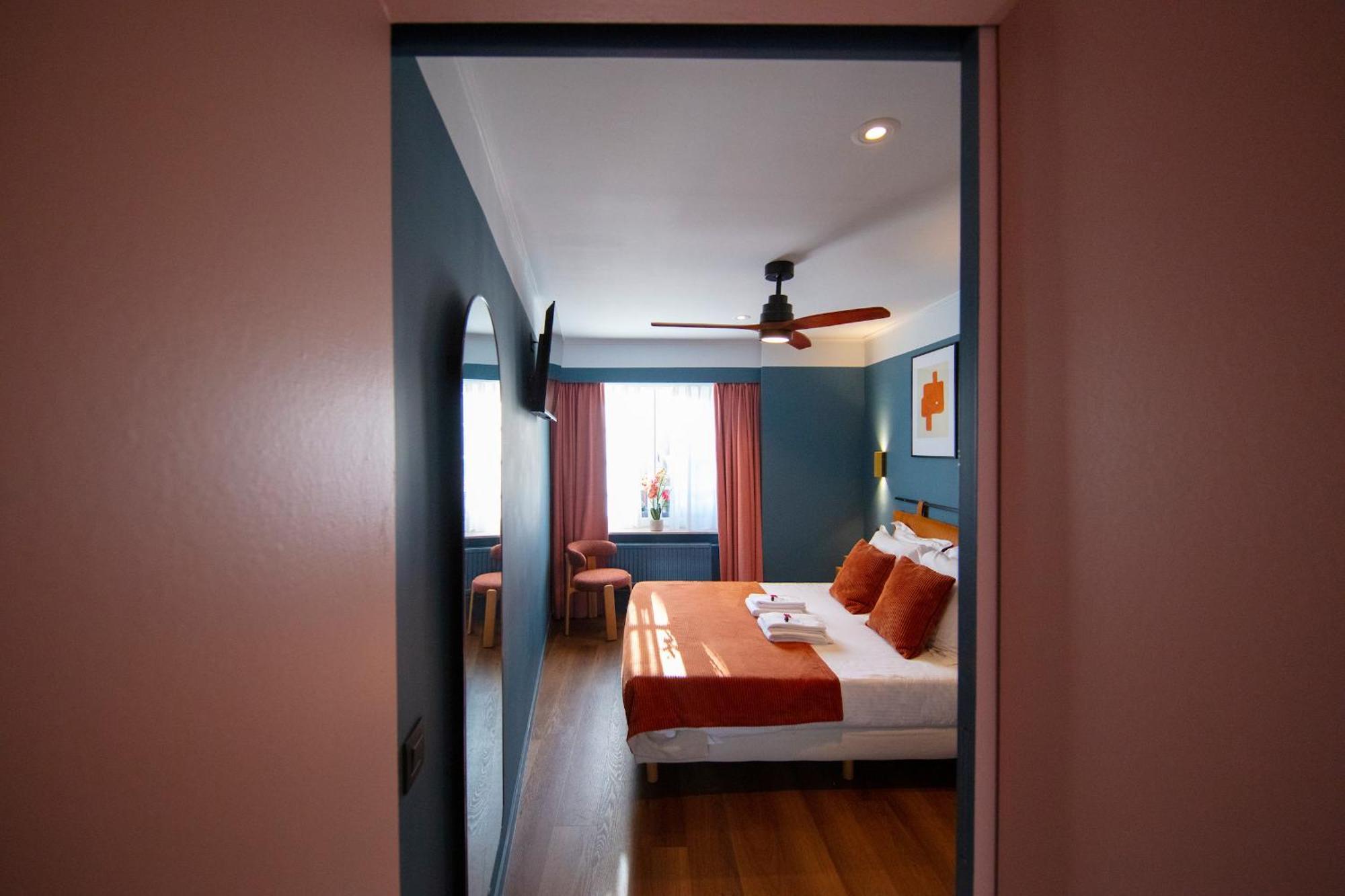 Gillis Eight By Romy&Travis Hotel บรูจส์ ภายนอก รูปภาพ